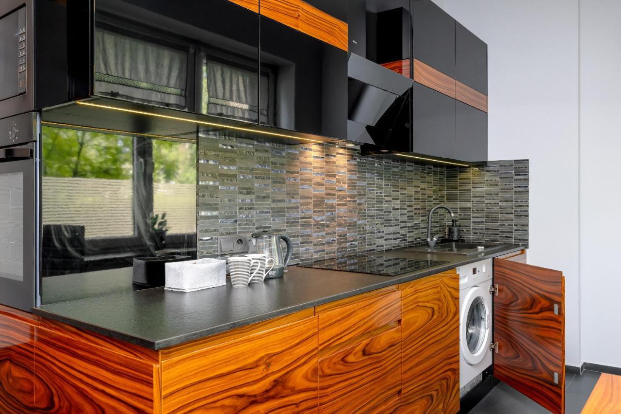 Stylish Korfantego Apartment Next To Spodek By Noclegi Renters Katowice Esterno foto
